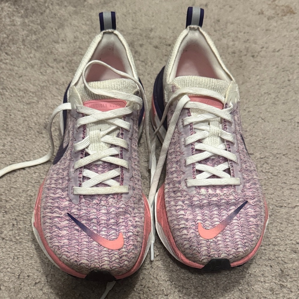 Nike Women's Purple and Pink Sneakers